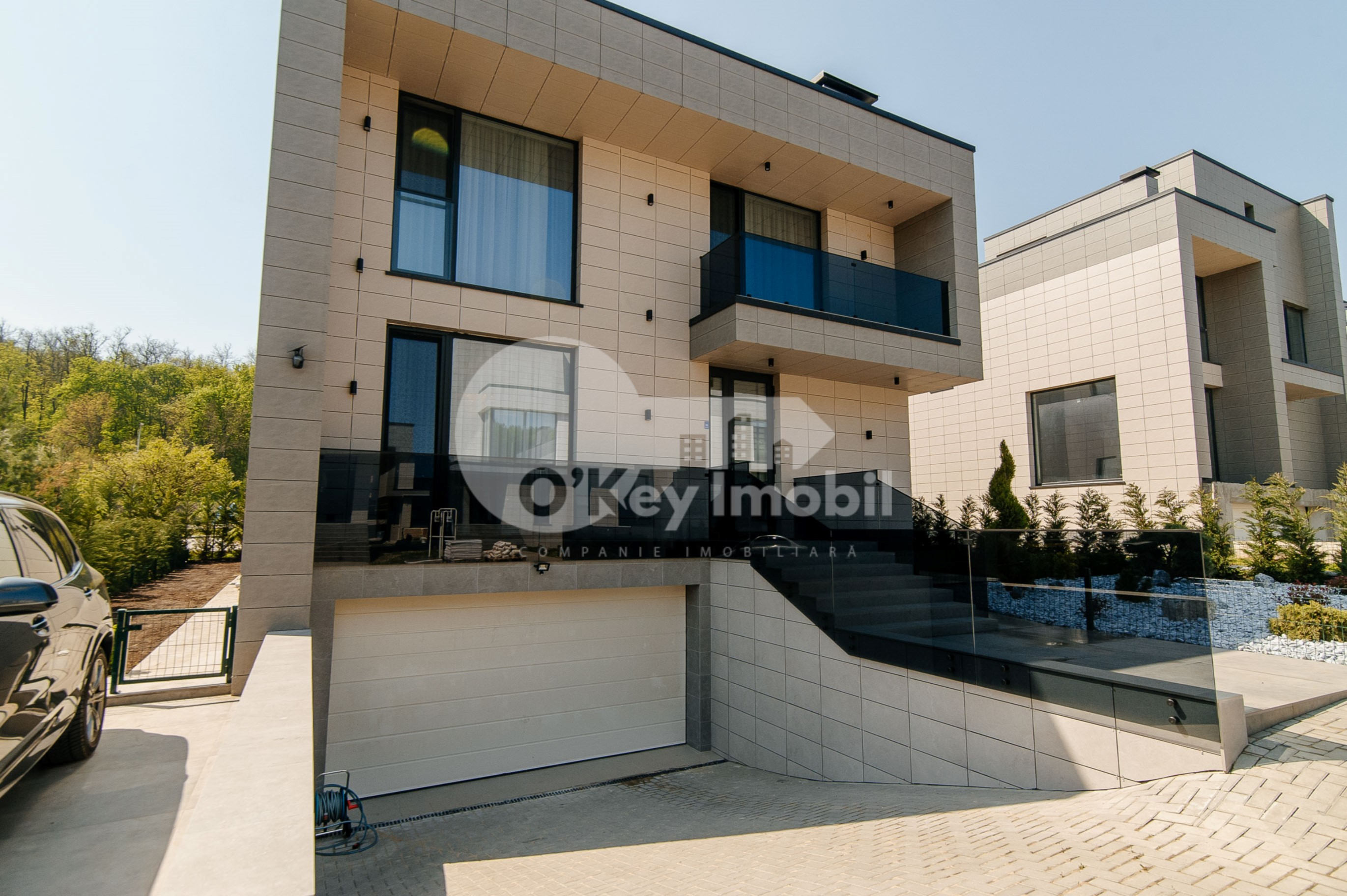 Casă, Botanica, PĂȘUNILOR