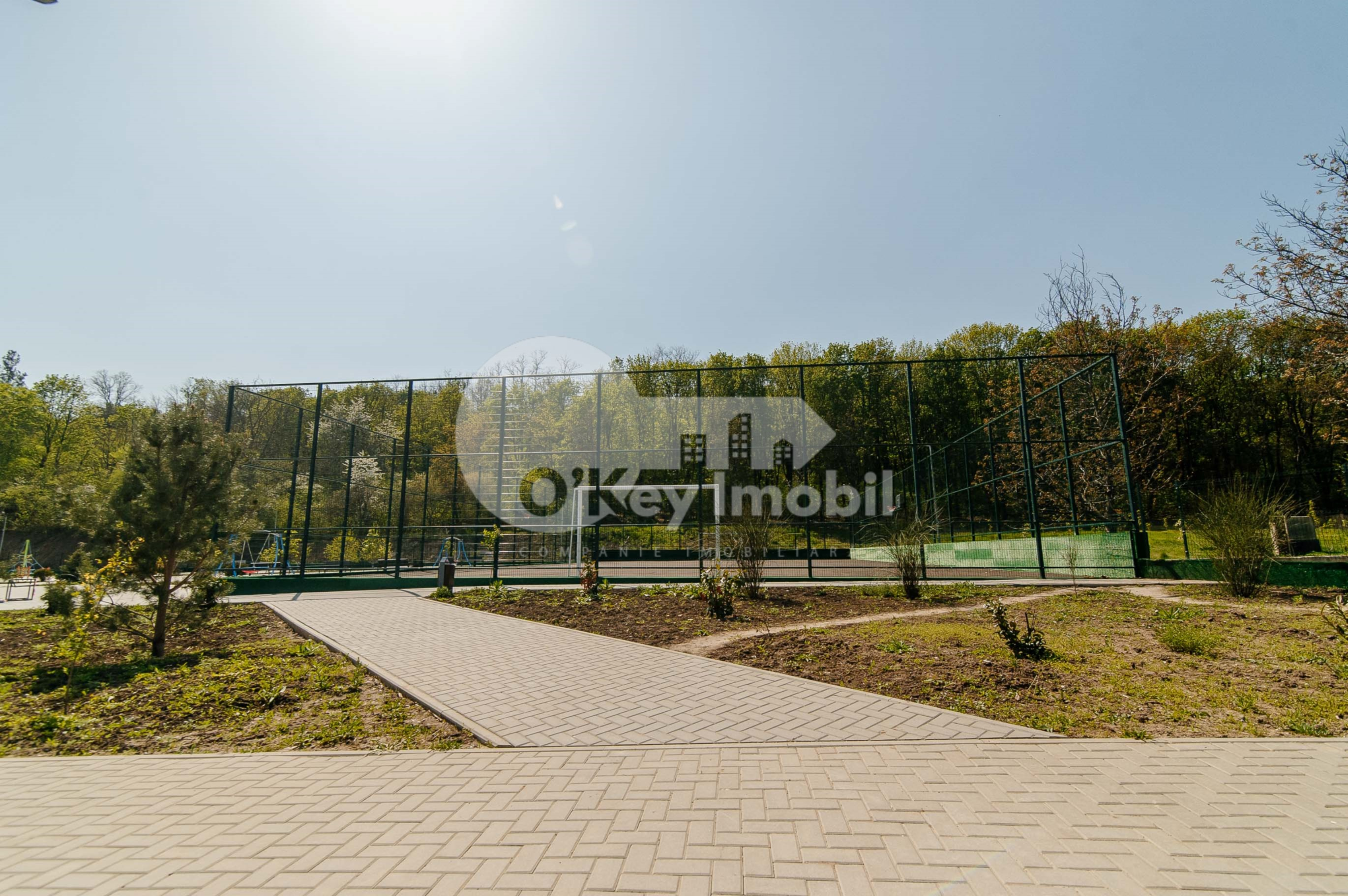 Casă, Botanica, PĂȘUNILOR